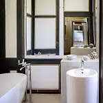 Chateau De Guest house