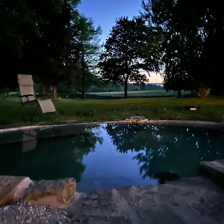 Chateau De Vendégház *