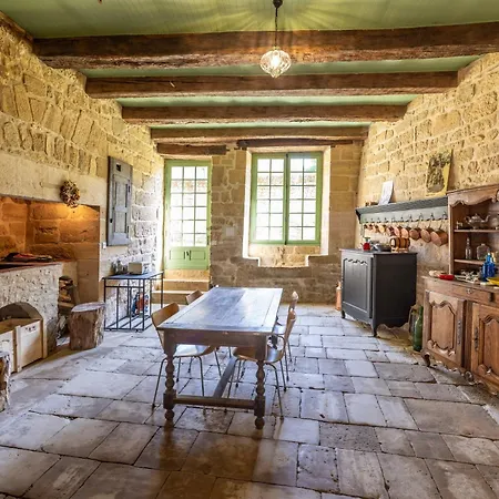 Chateau De Nanthiat
