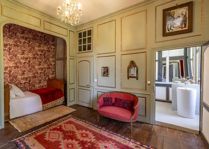 Chateau De Pensionat Nanthiat